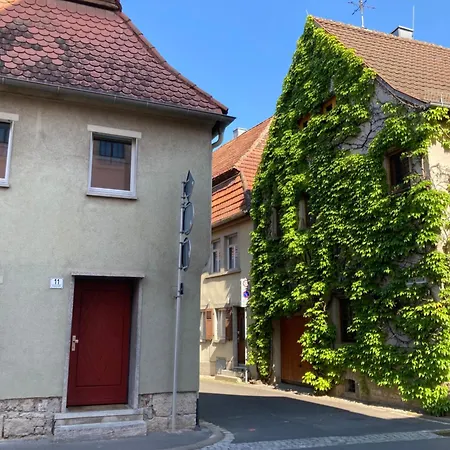 Wunderschoene In Mit Kueche, Bad Und Piano Appartement *