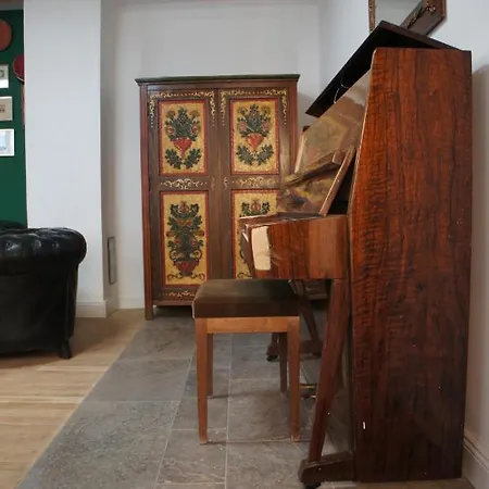 Apartament Wunderschoene In Mit Kueche, Bad Und Piano